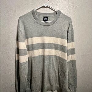 GAP Men's Gray and Cream Striped Sweater